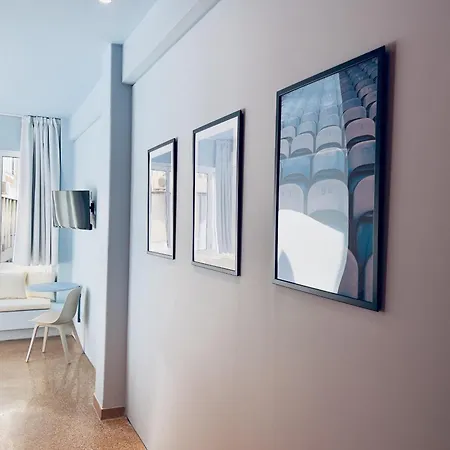 Acre Urban In Monastiraki アテネ